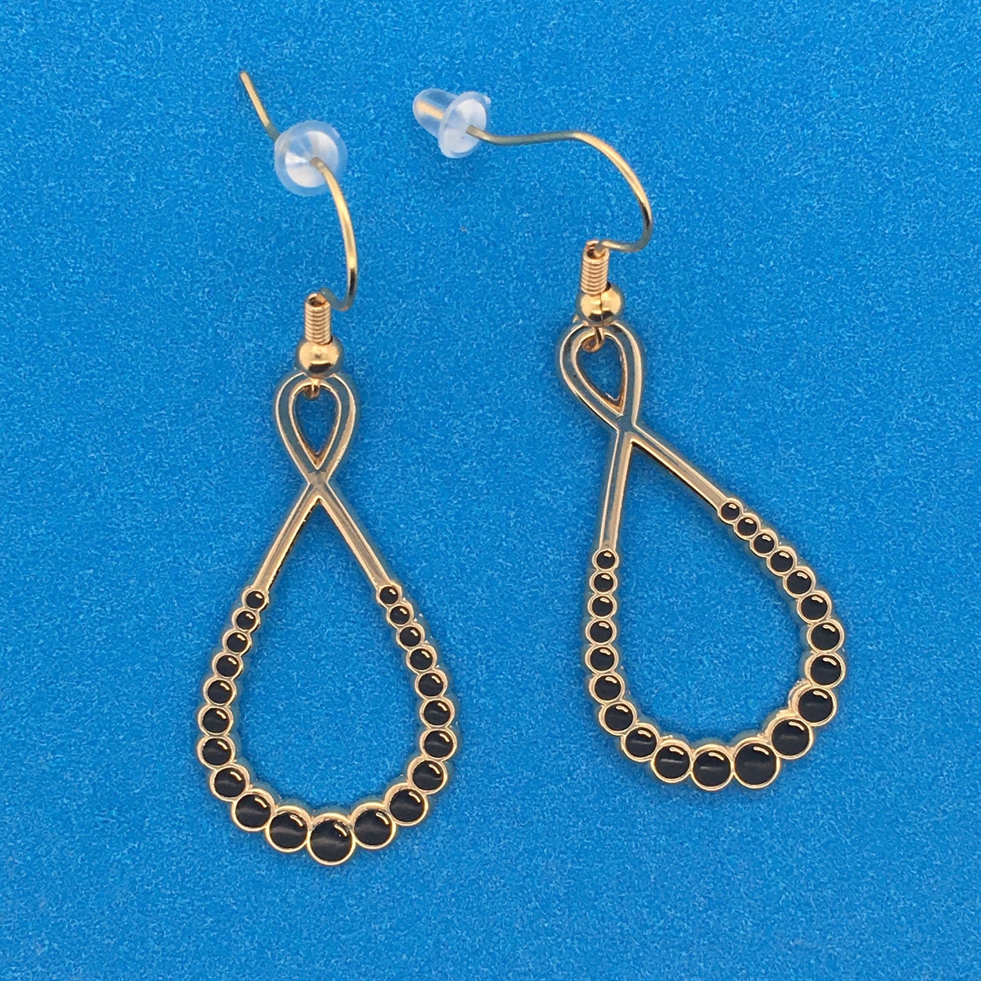 Kamala Harris' Black Pearls Drop Earrings