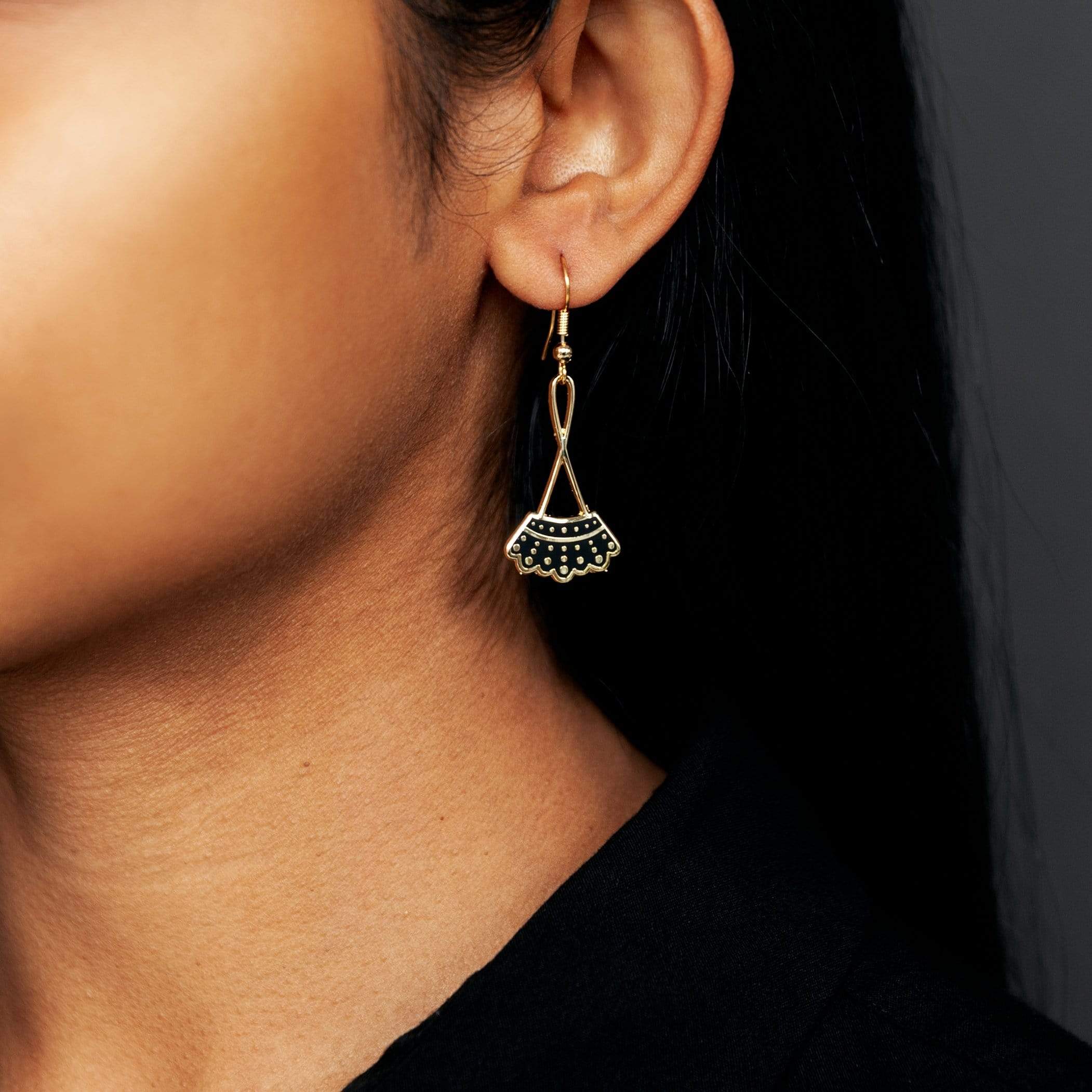 5 sets of Dissent Collar Drop Earrings